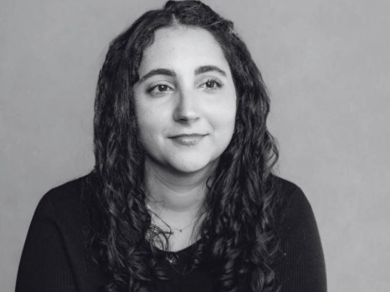 Laura KARAGHIOSIAN